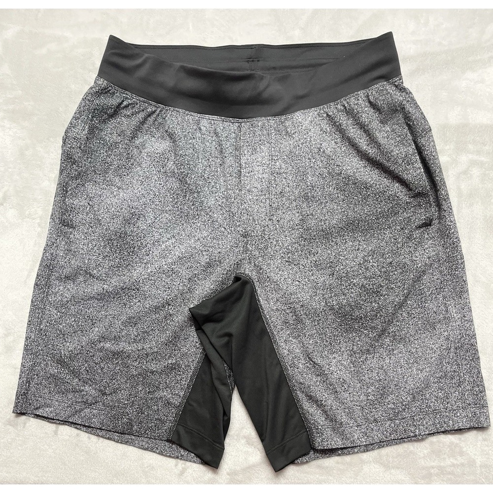 Lululemon Athletica T.H.E. Short Men Medium Heather Gray Speckled Stretch Trail